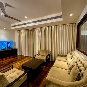 Apartment Brand New Water Front Luxury Cinnamon In Heart Of City Colombo