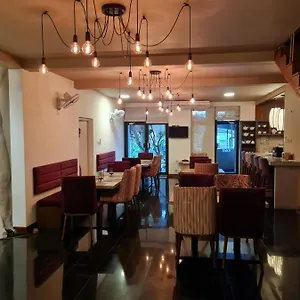 Guest house Haggai Tourist Colombo
