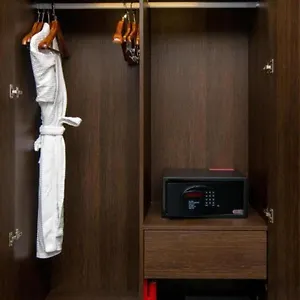 Western Elyon Hotel 4*