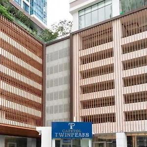 Luxury 2 * Colombo