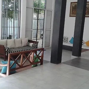 Bed & Breakfast Palm Nest 2*