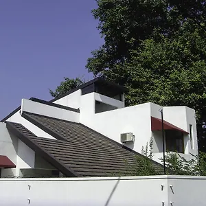 Haritha 3* Colombo