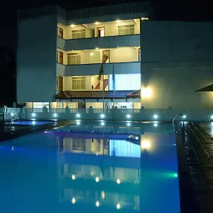 Mount Breeze Hotel