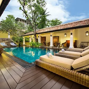 D Pavilion Boutique Hotel 5*