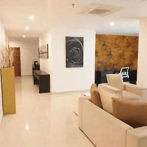 Platinum One - Private At #1 Bagatalle Road, Unit 7-1 3
