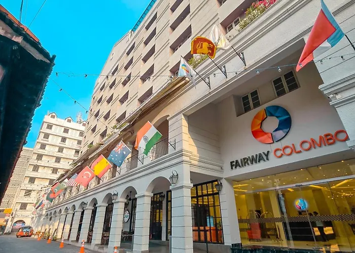 Fairway Colombo - Sri Lanka'S First Hotel With Robot Technology zdjęcie