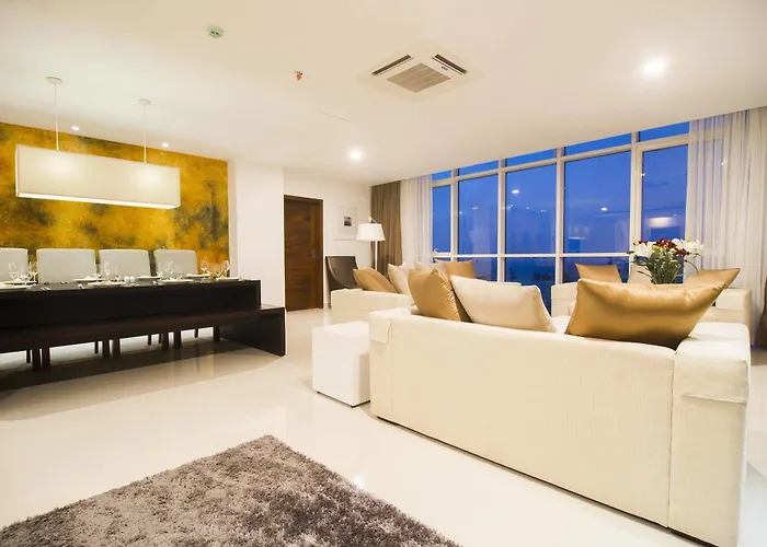 Platinum One Suites Kolombo fotoğrafı