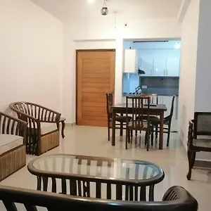Oval View Residencies * Colombo