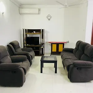 Ravi - Crimson Apartment Colombo
