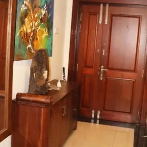 Entire 3 Bed Luxurious In 8 Apartment *