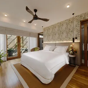 Bed & Breakfast Collection 5*