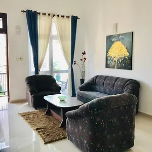 Serenity Apartment *