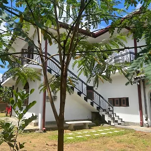 Apartment Casa Bianconera Colombo