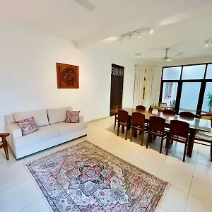 The Regenta, Skelton Road, Cmb05 Holiday home