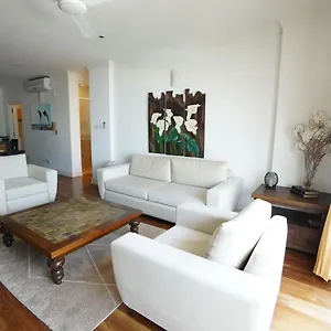 Victoria Park Luxe Long-stay, District Apartment Colombo