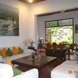 34 Bed & Breakfast 2*