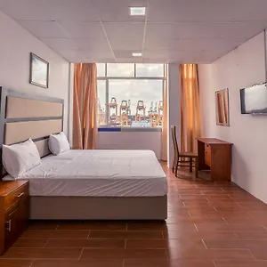 Metro Port * Colombo