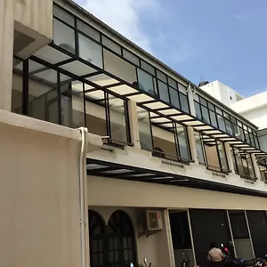The * Colombo