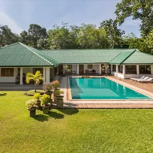 Sanctuary Resort Kaduwela